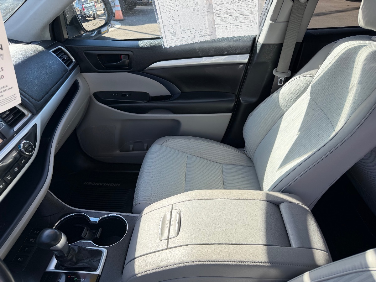 Toyota Highlander photo 19