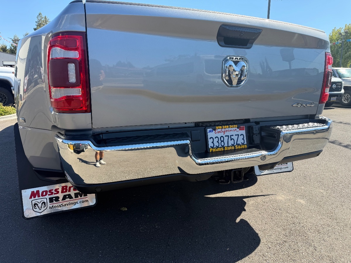 Ram 3500 photo 13