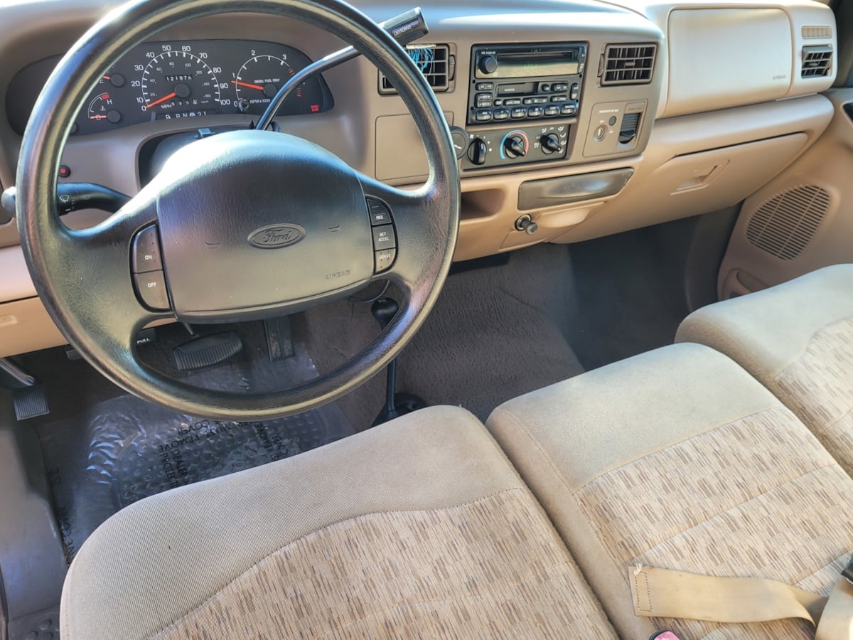1999 Ford F-250 XLT photo 12