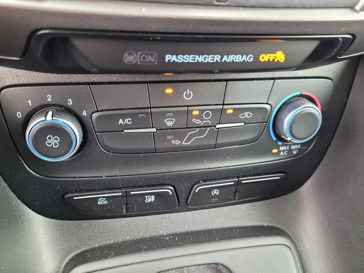 2020 Ford Transit Cargo XL photo 16
