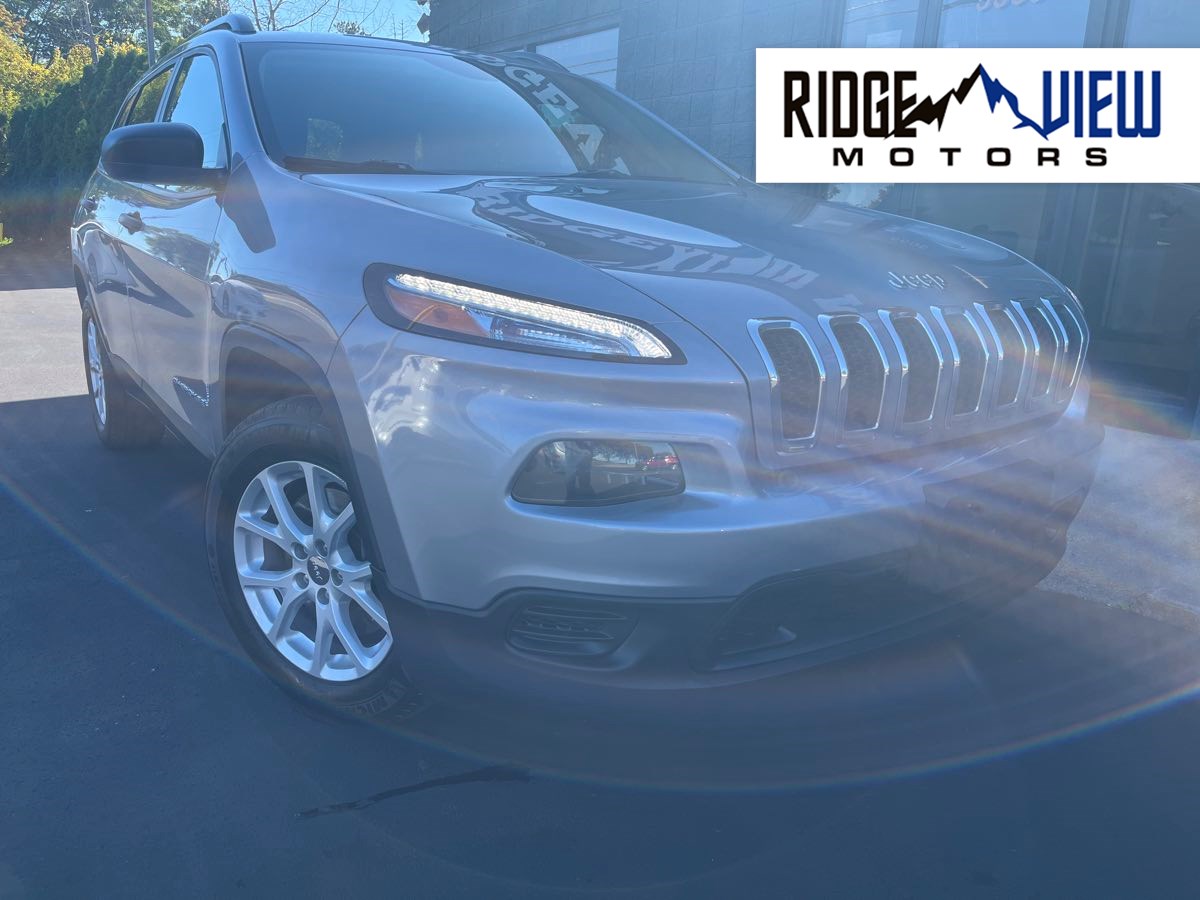 2017 Jeep Cherokee Sport