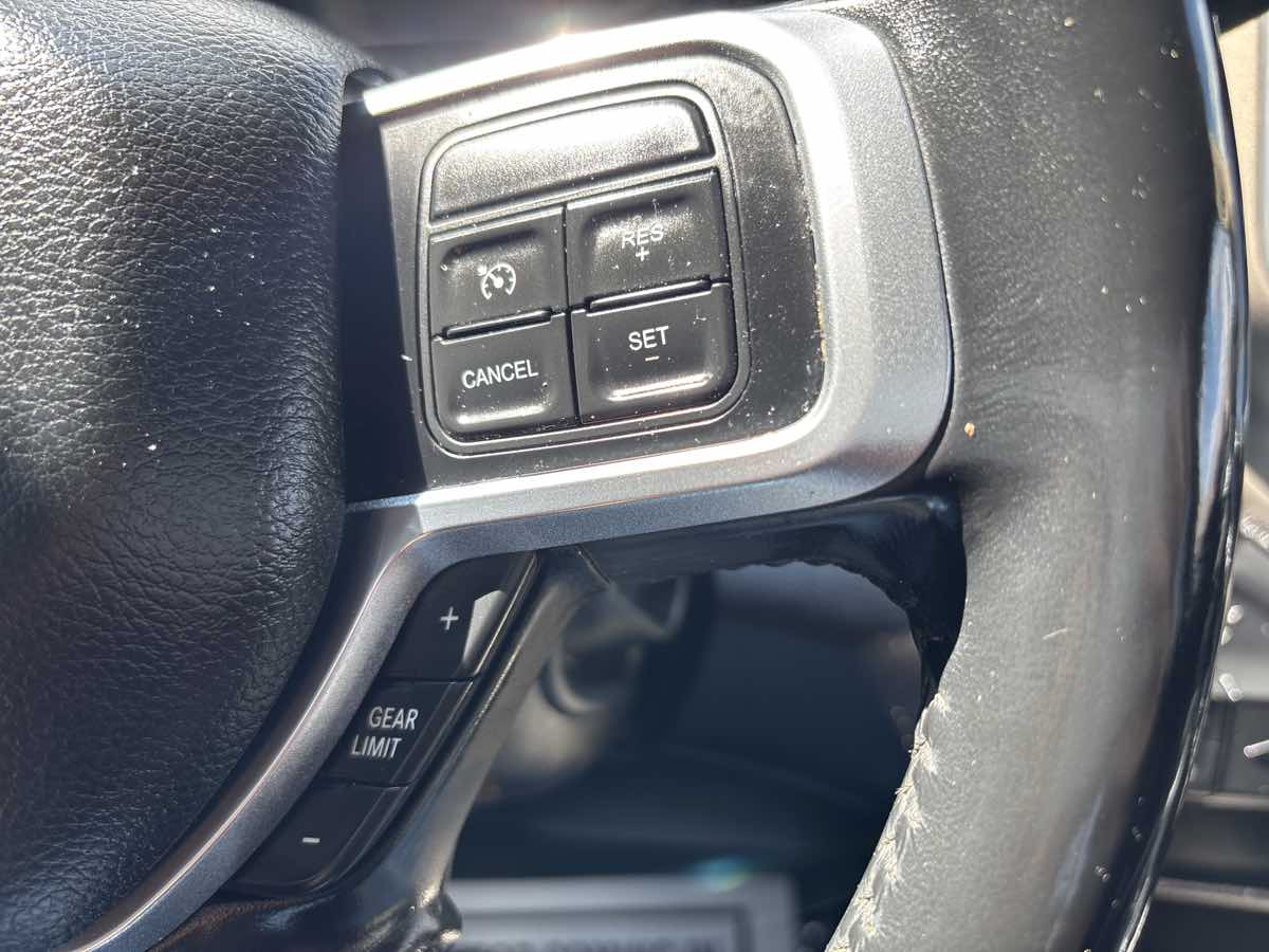 2021 Ram 2500 Laramie photo 17