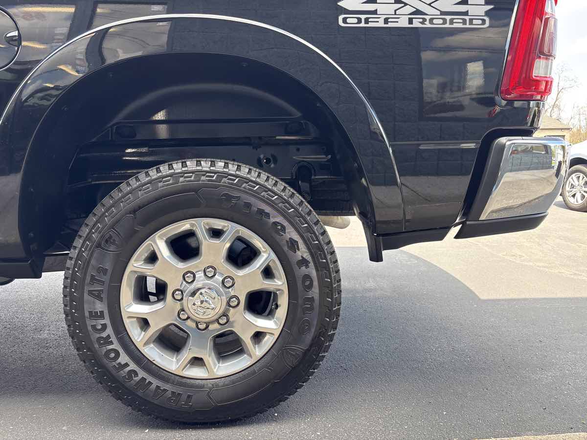 2021 Ram 2500 Laramie photo 30