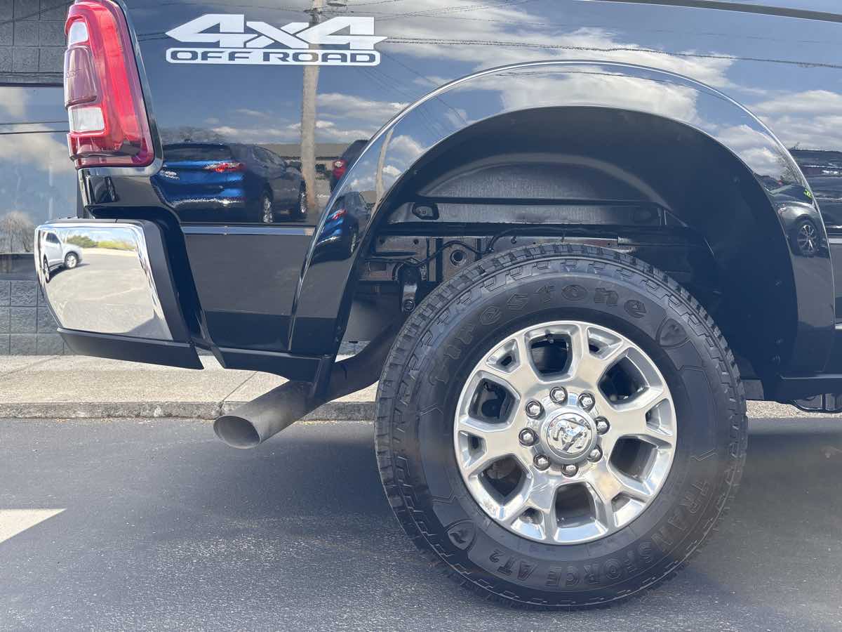 2021 Ram 2500 Laramie photo 31