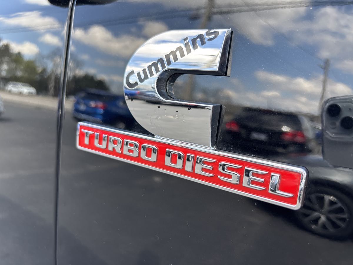 2021 Ram 2500 Laramie photo 35