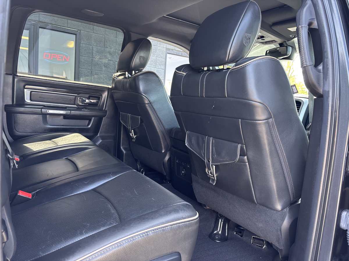 2016 Ram 2500 Longhorn Limited photo 9