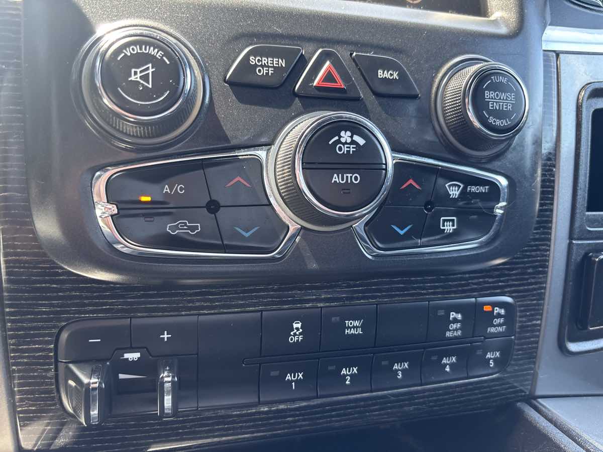2016 Ram 2500 Longhorn Limited photo 14