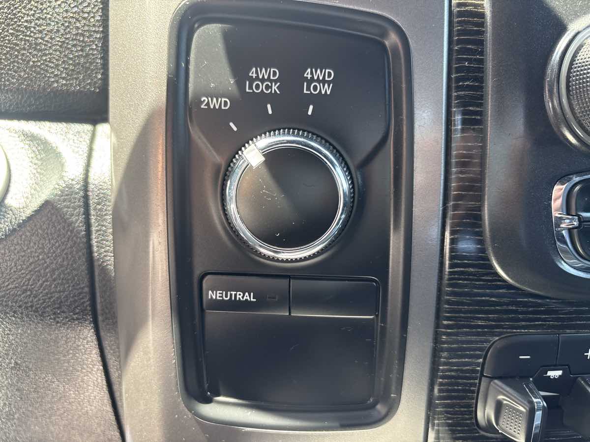 2016 Ram 2500 Longhorn Limited photo 18
