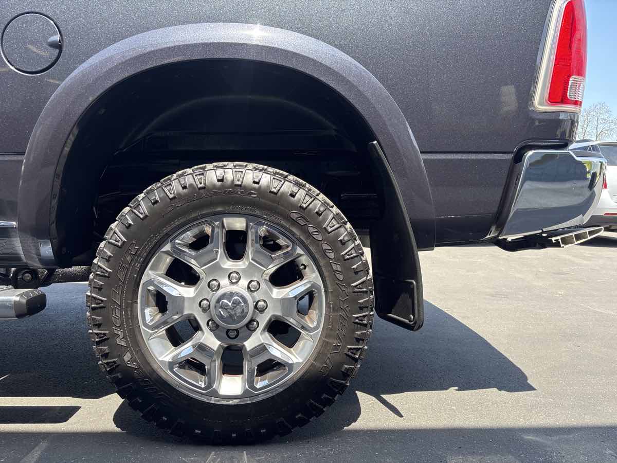 2016 Ram 2500 Longhorn Limited photo 21
