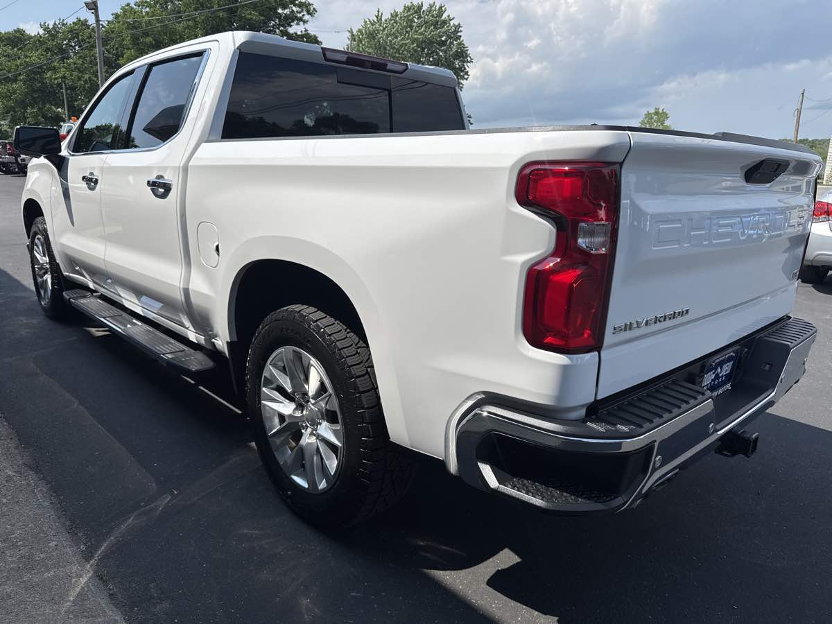 2019 Chevrolet Silverado 1500 LTZ photo 5