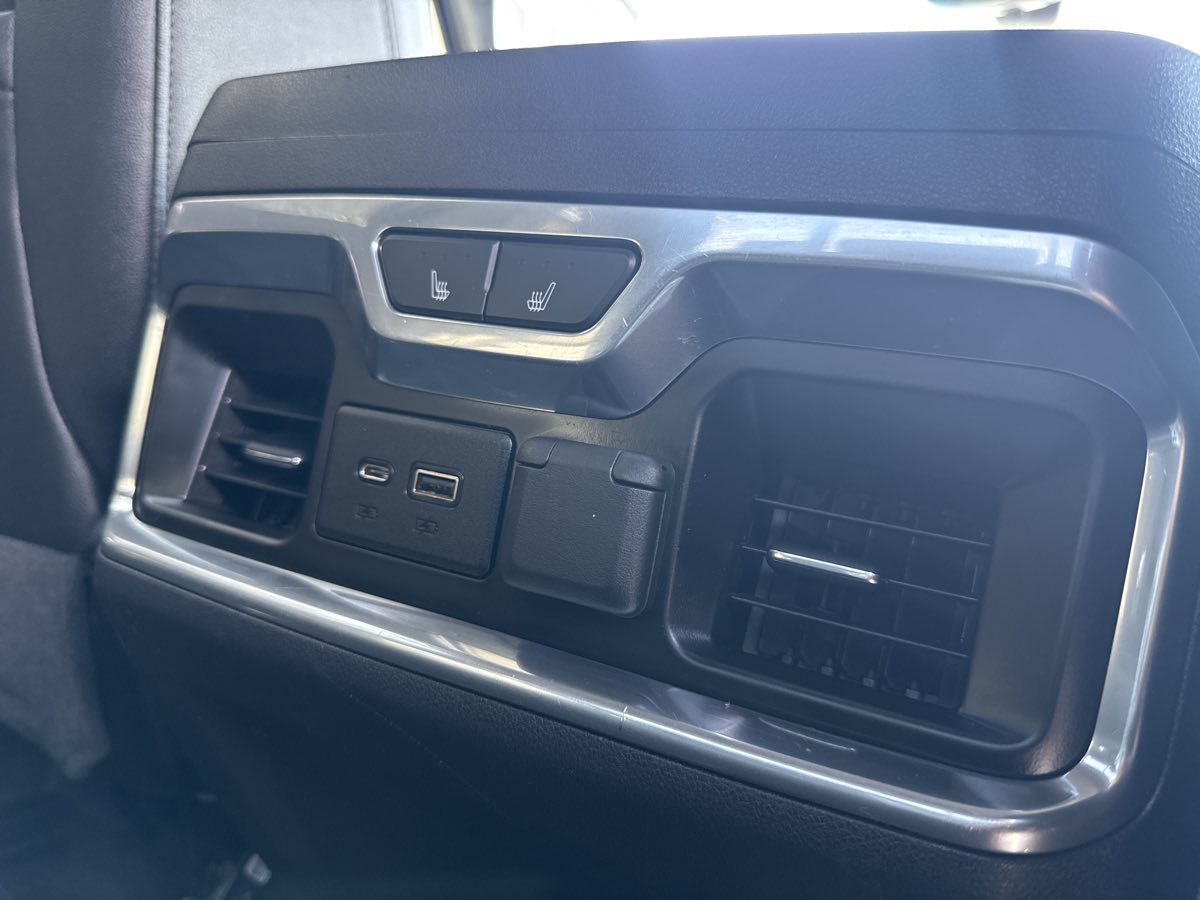 2019 Chevrolet Silverado 1500 LTZ photo 21