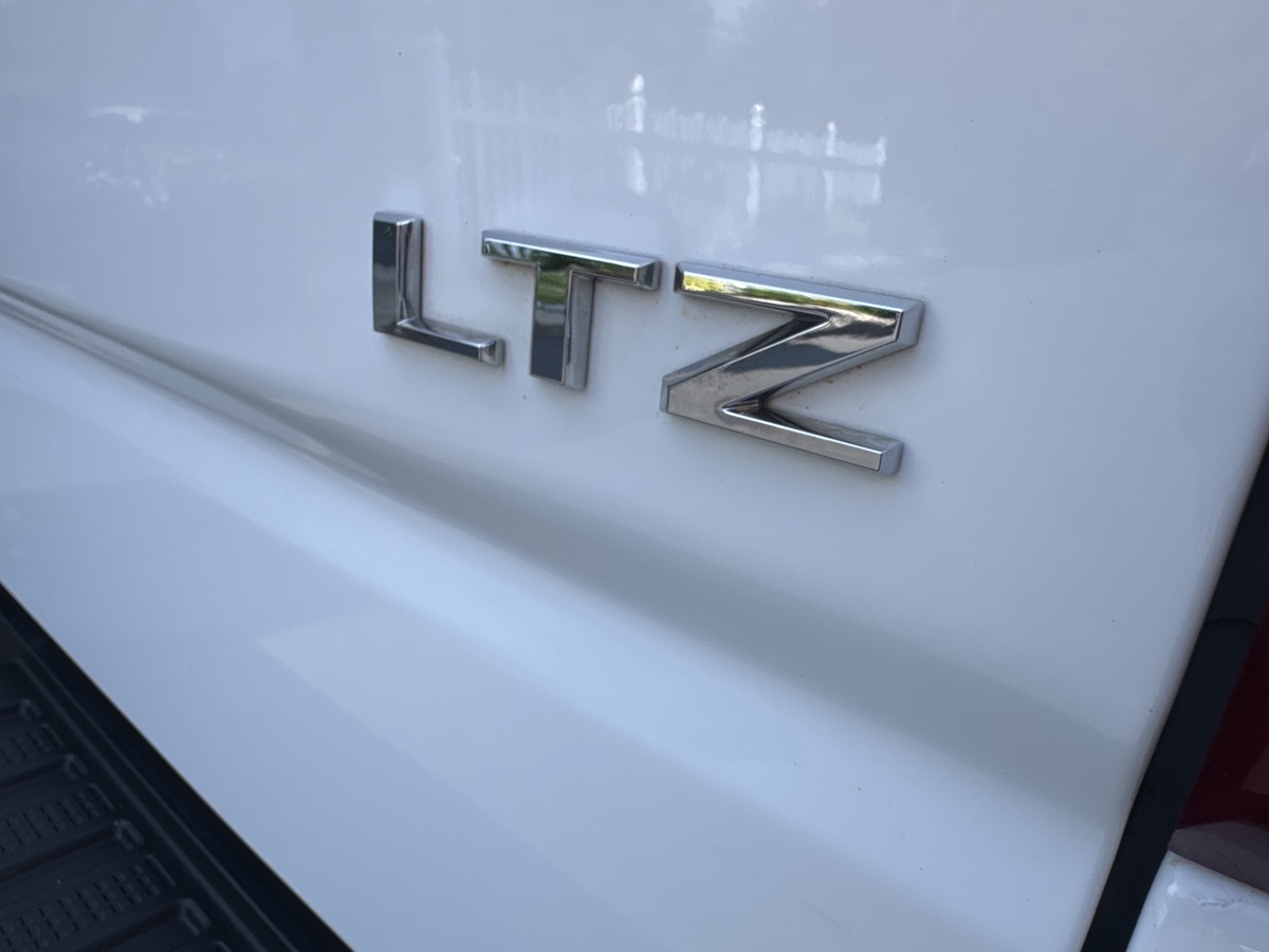2019 Chevrolet Silverado 1500 LTZ photo 36