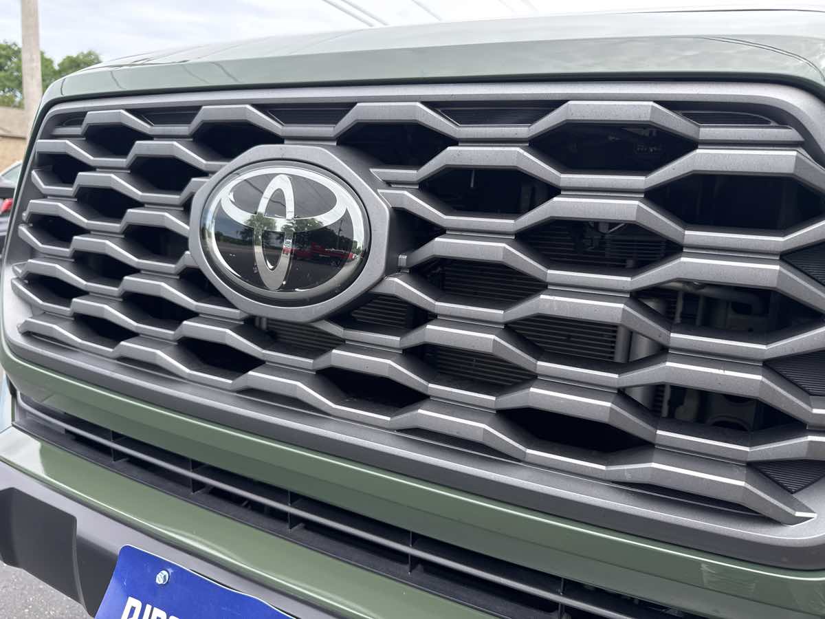 2022 Toyota Tacoma 4x4 TRD Off-Road SR Double Cab V6 photo 29