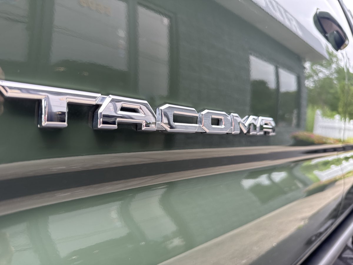 2022 Toyota Tacoma 4x4 TRD Off-Road SR Double Cab V6 photo 33
