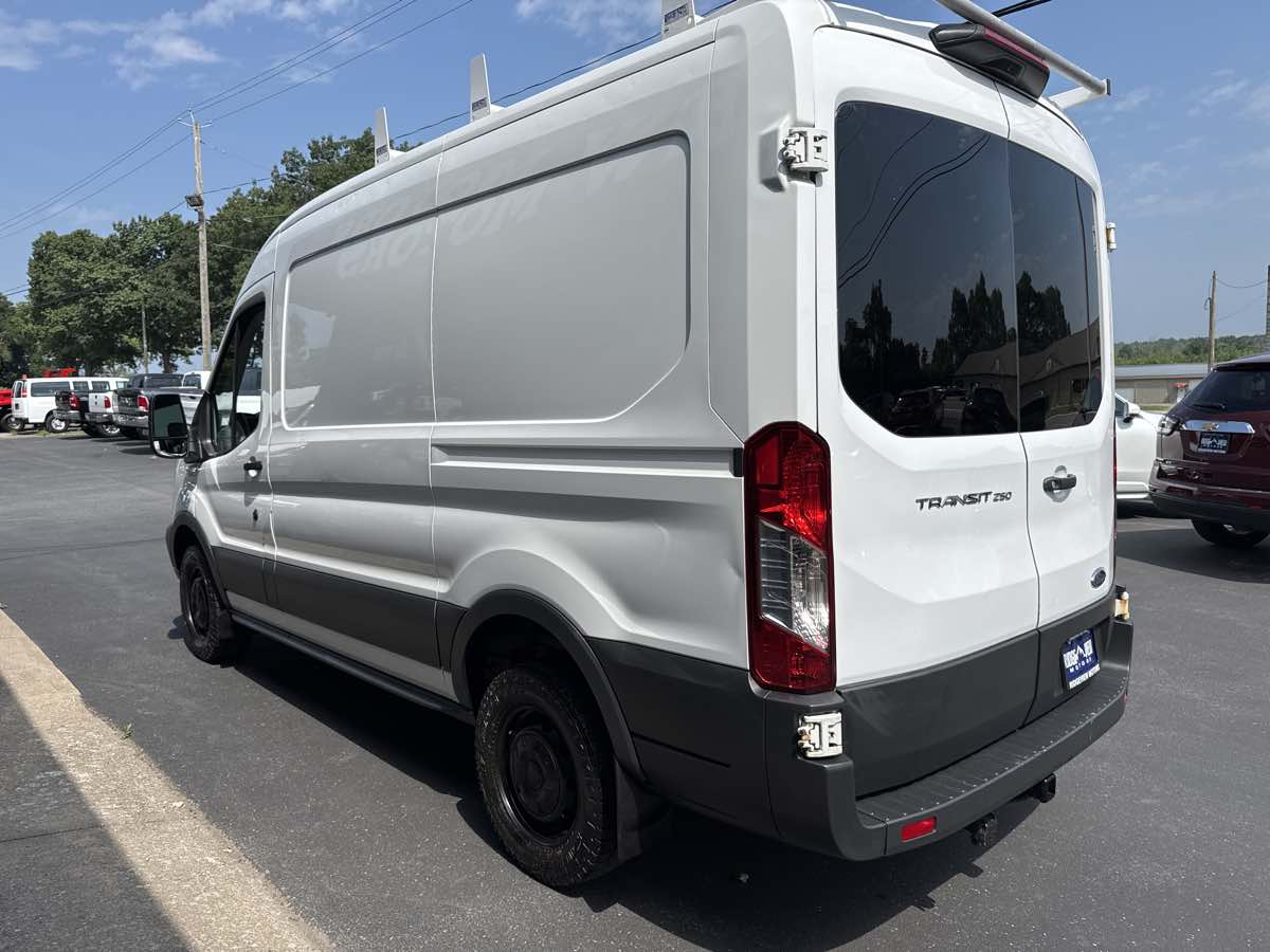 2018 Ford Transit Van photo 4