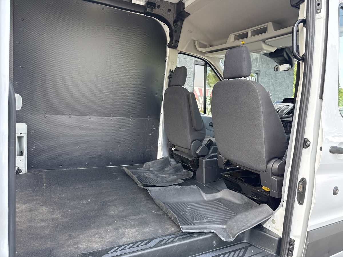 2018 Ford Transit Van photo 9