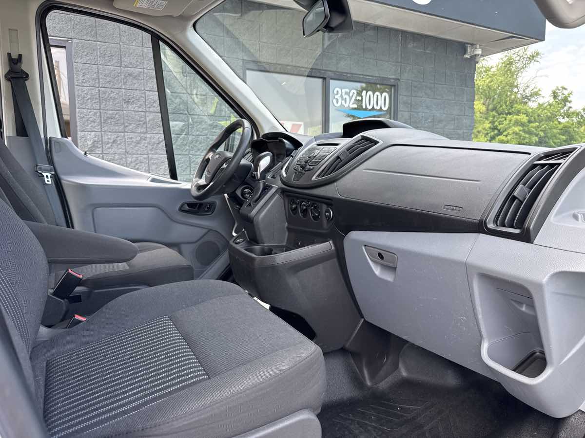 2018 Ford Transit Van photo 11