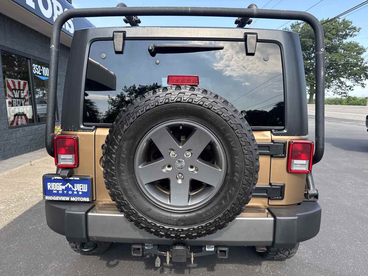 2015 Jeep Wrangler Freedom photo 4