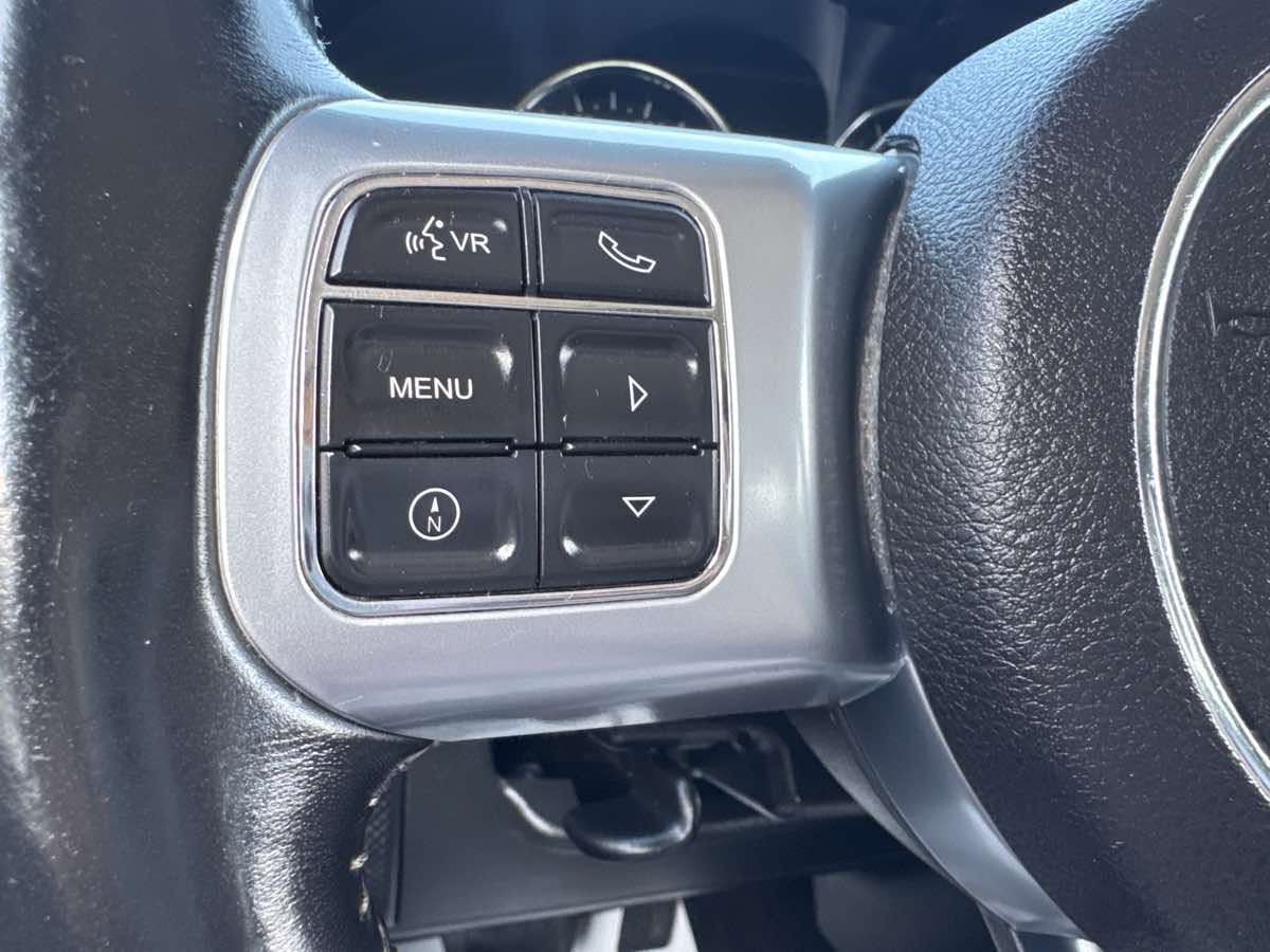 2015 Jeep Wrangler Freedom photo 16
