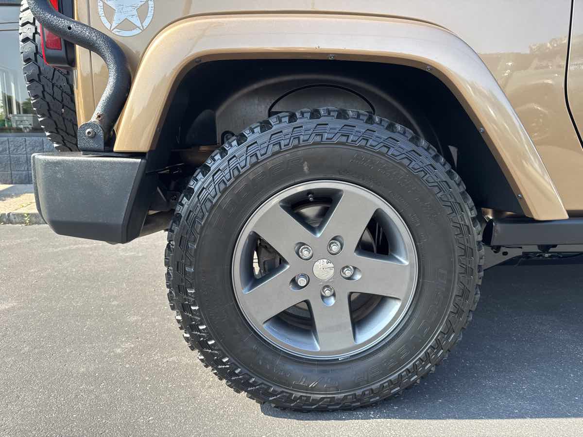 2015 Jeep Wrangler Freedom photo 21