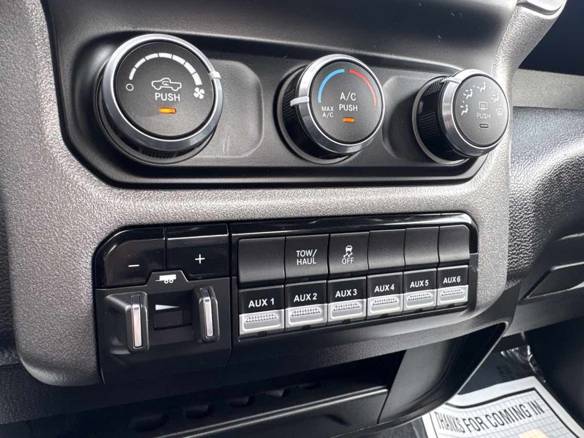 2024 Ram 2500 Tradesman photo 13