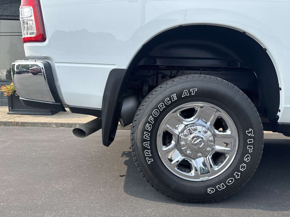 2024 Ram 2500 Tradesman photo 21