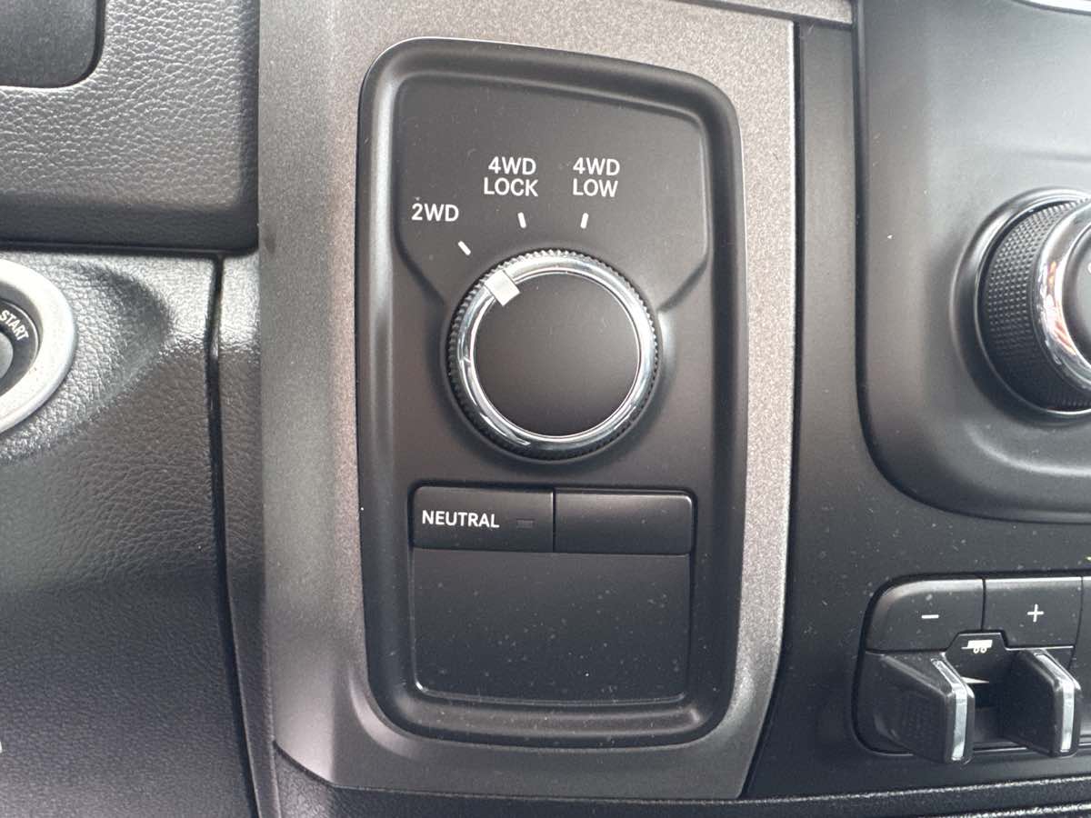 2018 Ram 3500 Tradesman photo 15