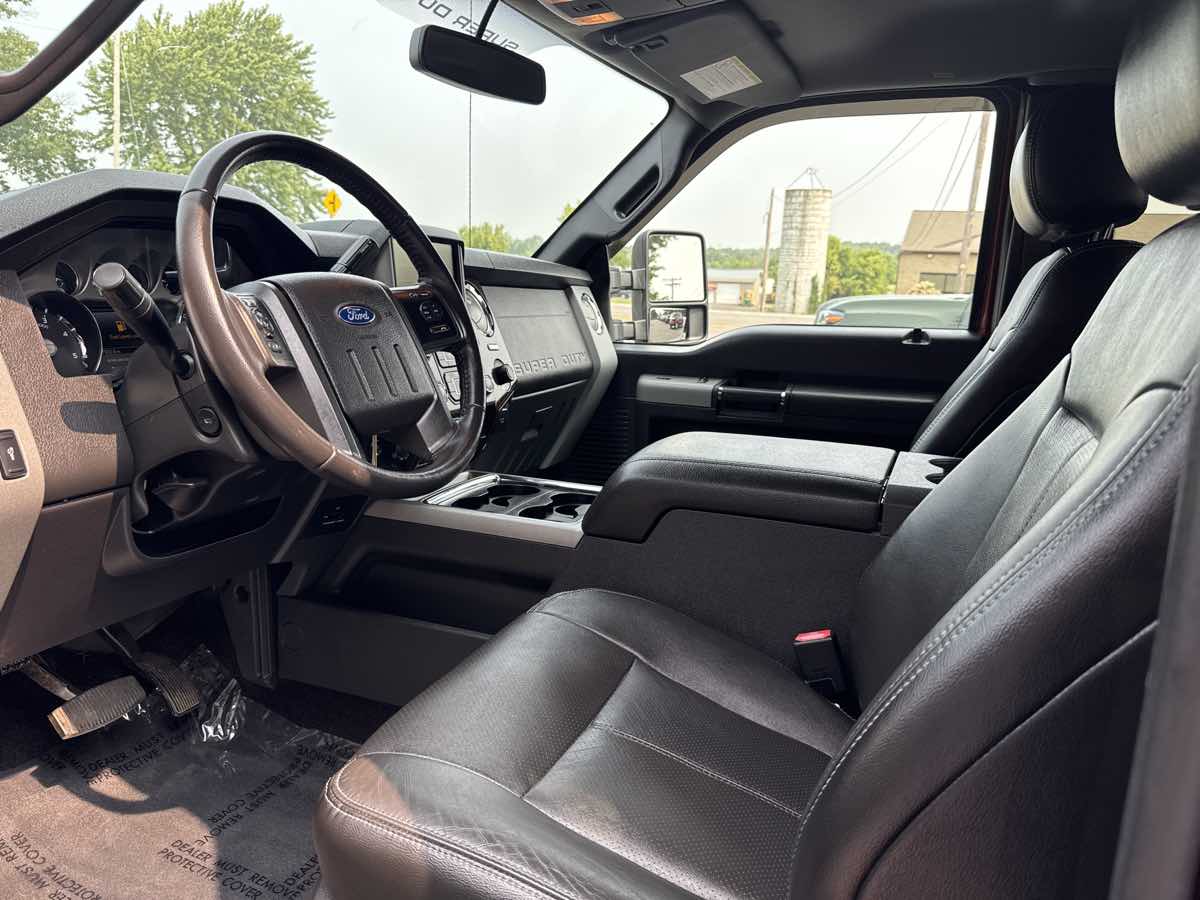 2015 Ford F-350 Lariat photo 8
