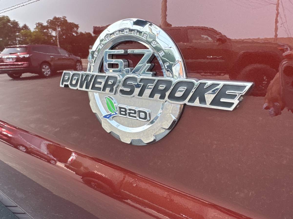 2015 Ford F-350 Lariat photo 29