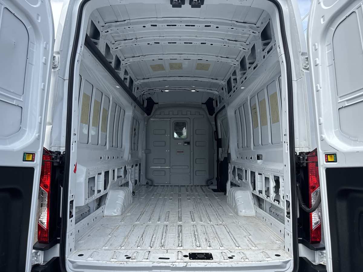 2023 Ford Transit Cargo Van XL photo 9