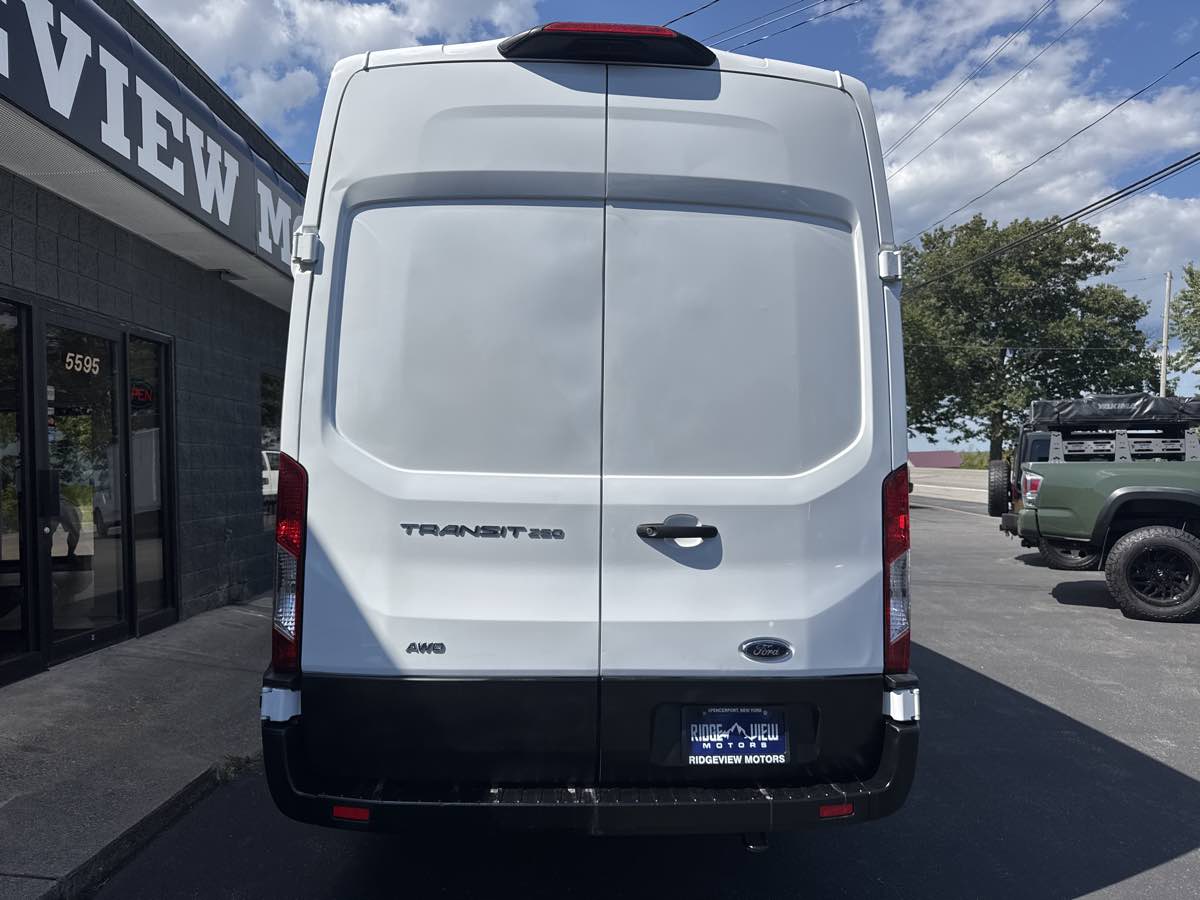 2023 Ford Transit Cargo Van XL photo 5