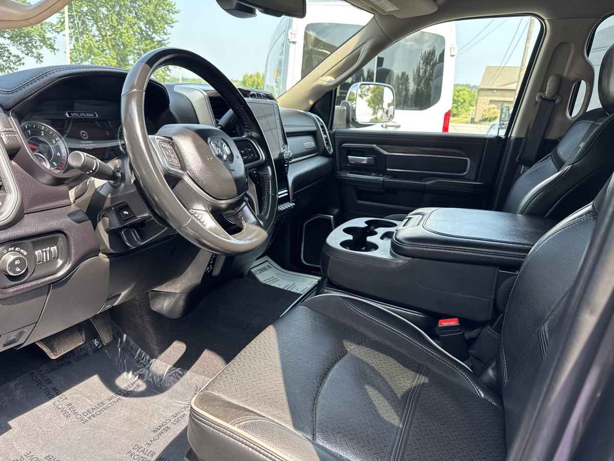 2021 Ram 3500 Laramie photo 8