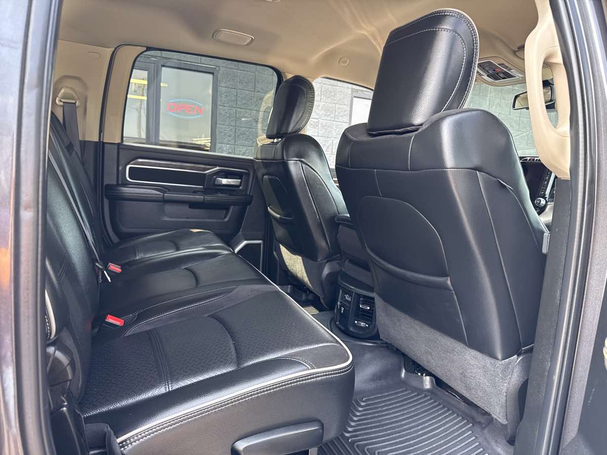 2021 Ram 3500 Laramie photo 11
