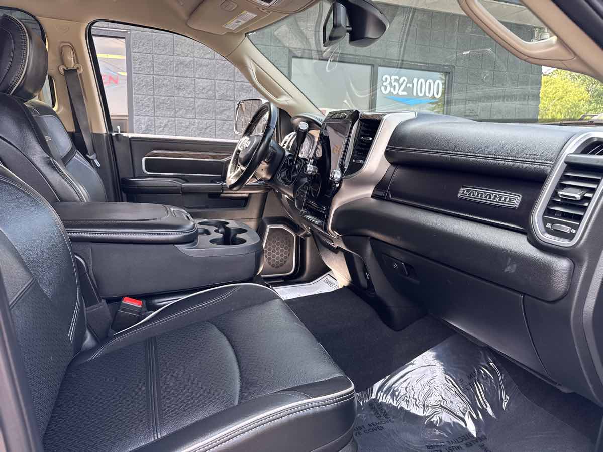 2021 Ram 3500 Laramie photo 12