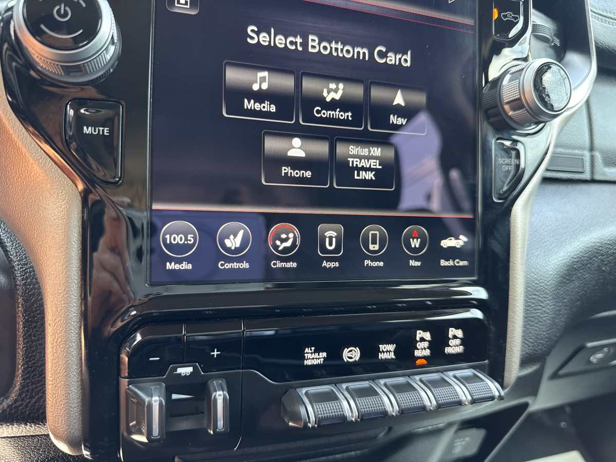 2021 Ram 3500 Laramie photo 16
