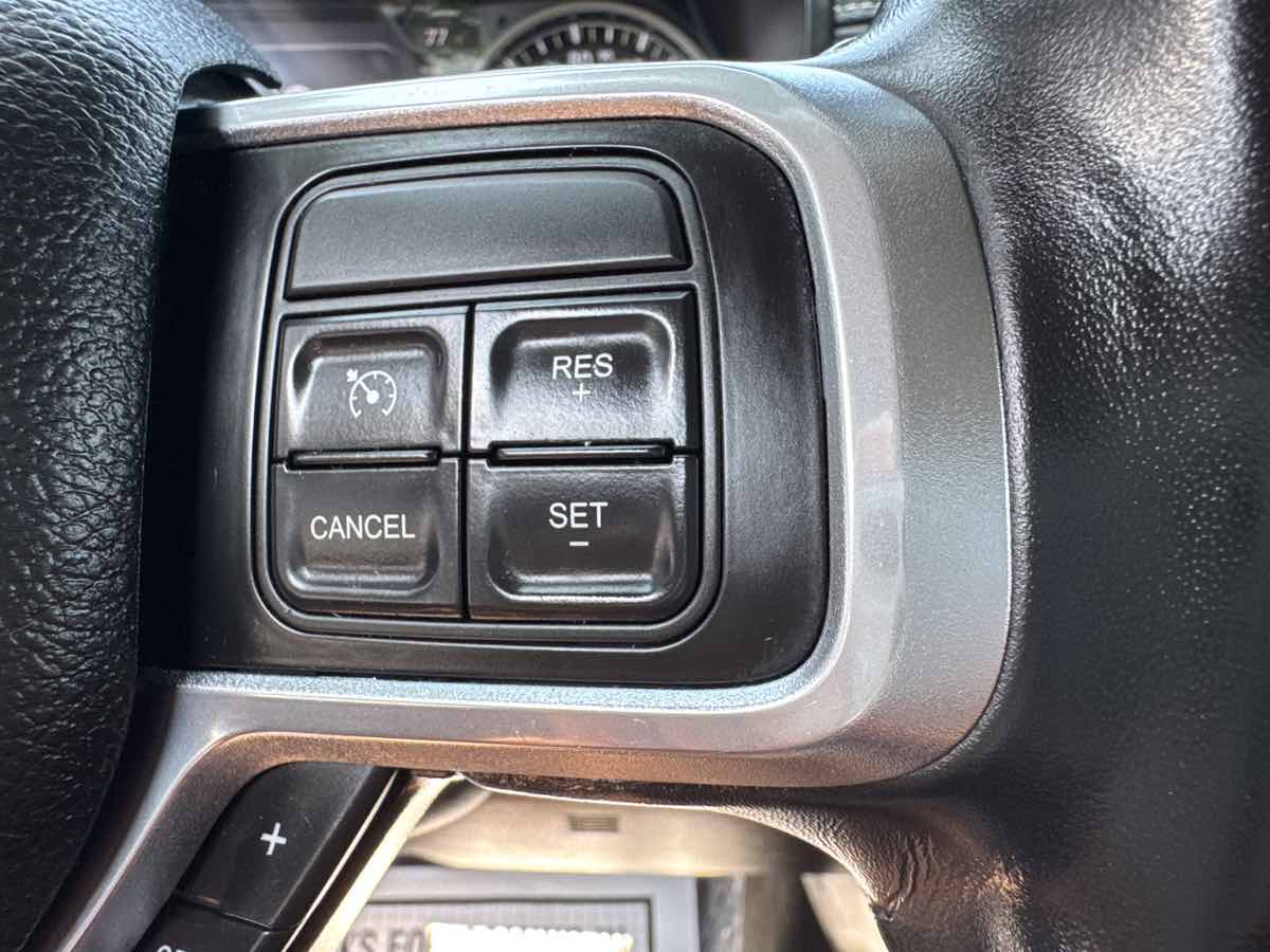 2021 Ram 3500 Laramie photo 18