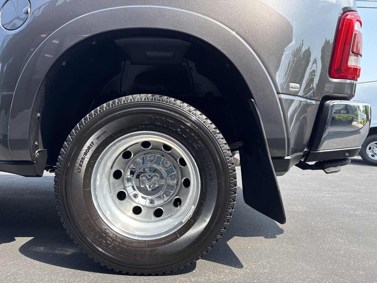 2021 Ram 3500 Laramie photo 25