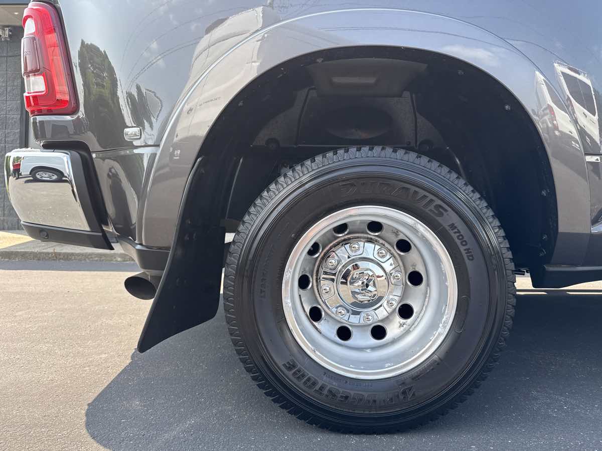 2021 Ram 3500 Laramie photo 26