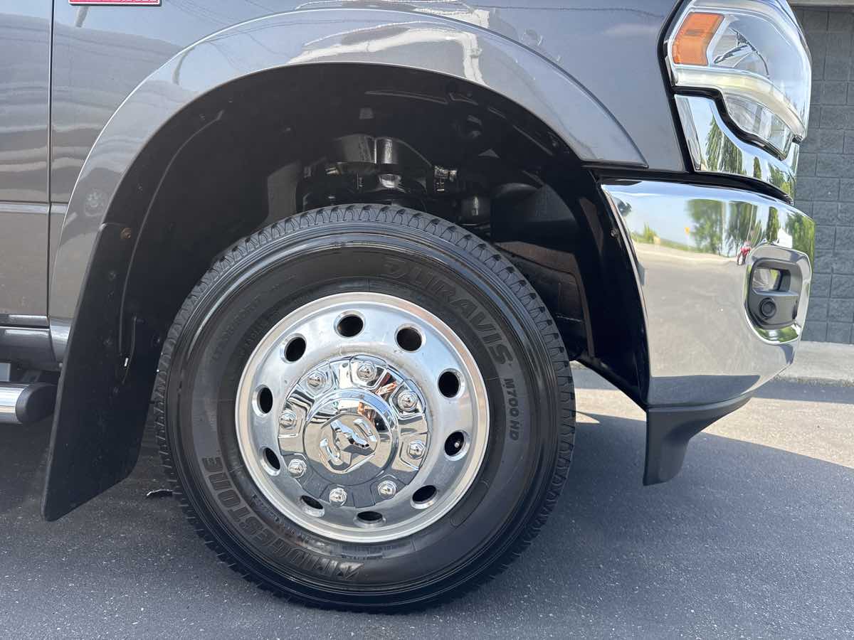 2021 Ram 3500 Laramie photo 27