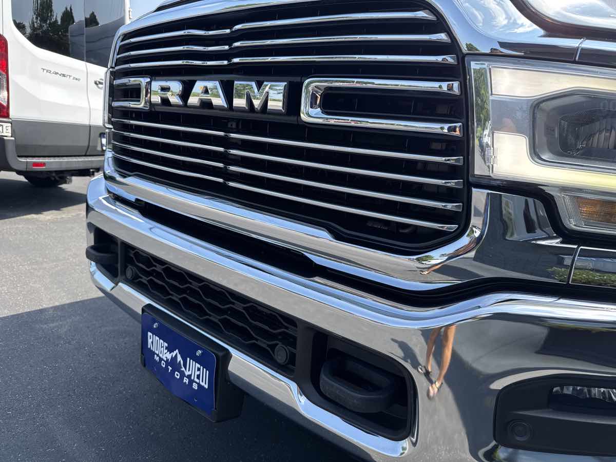 2021 Ram 3500 Laramie photo 28