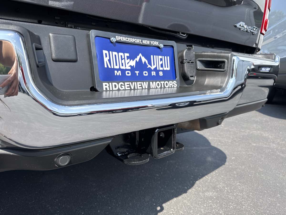 2021 Ram 3500 Laramie photo 32