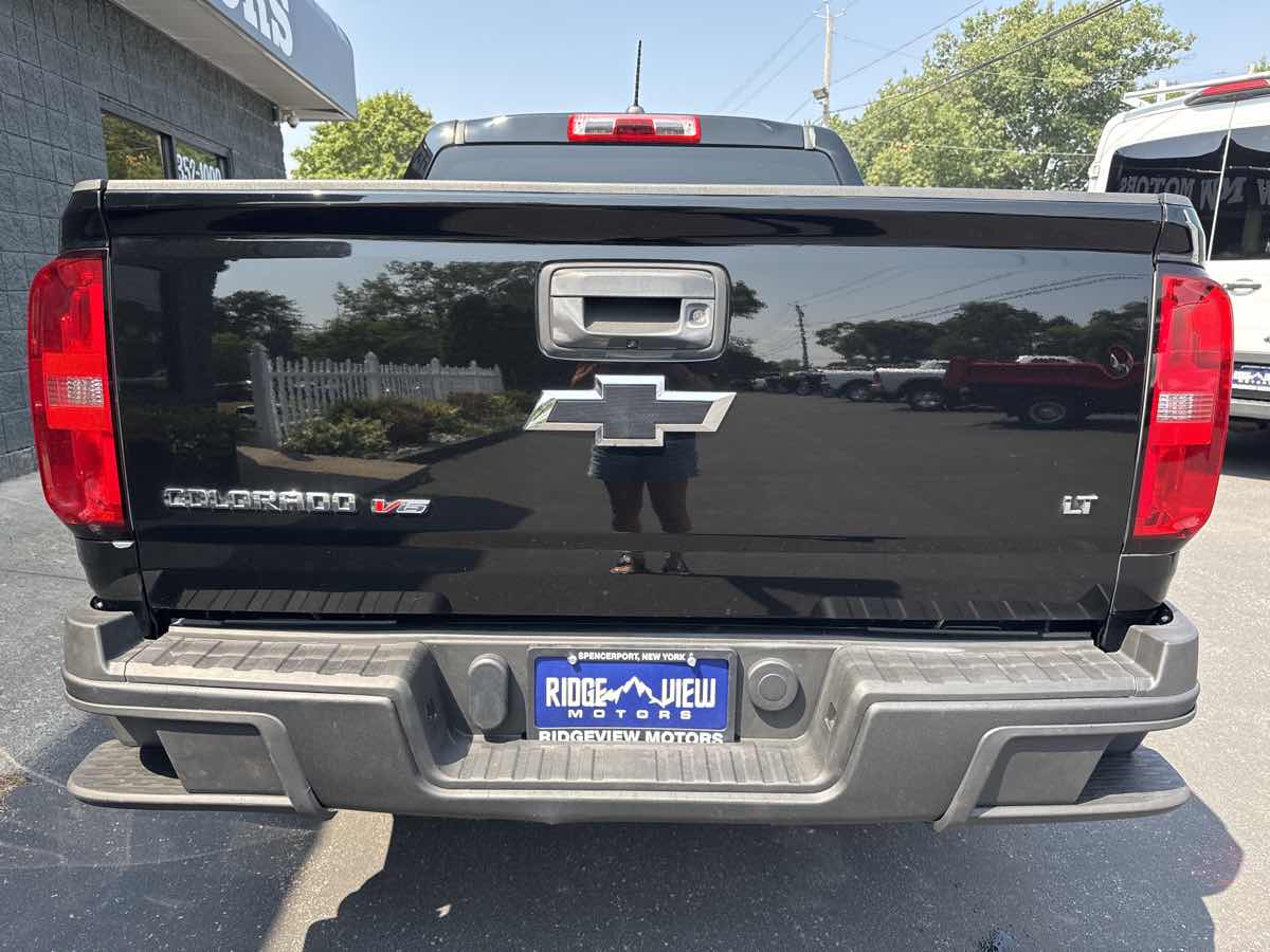 2018 Chevrolet Colorado LT photo 4