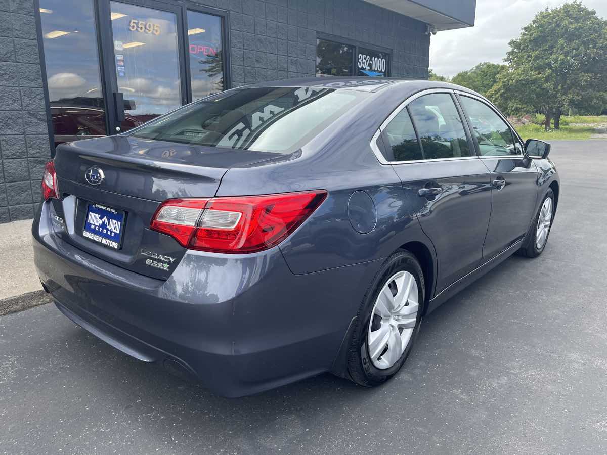 2016 Subaru Legacy 2.5i photo 5