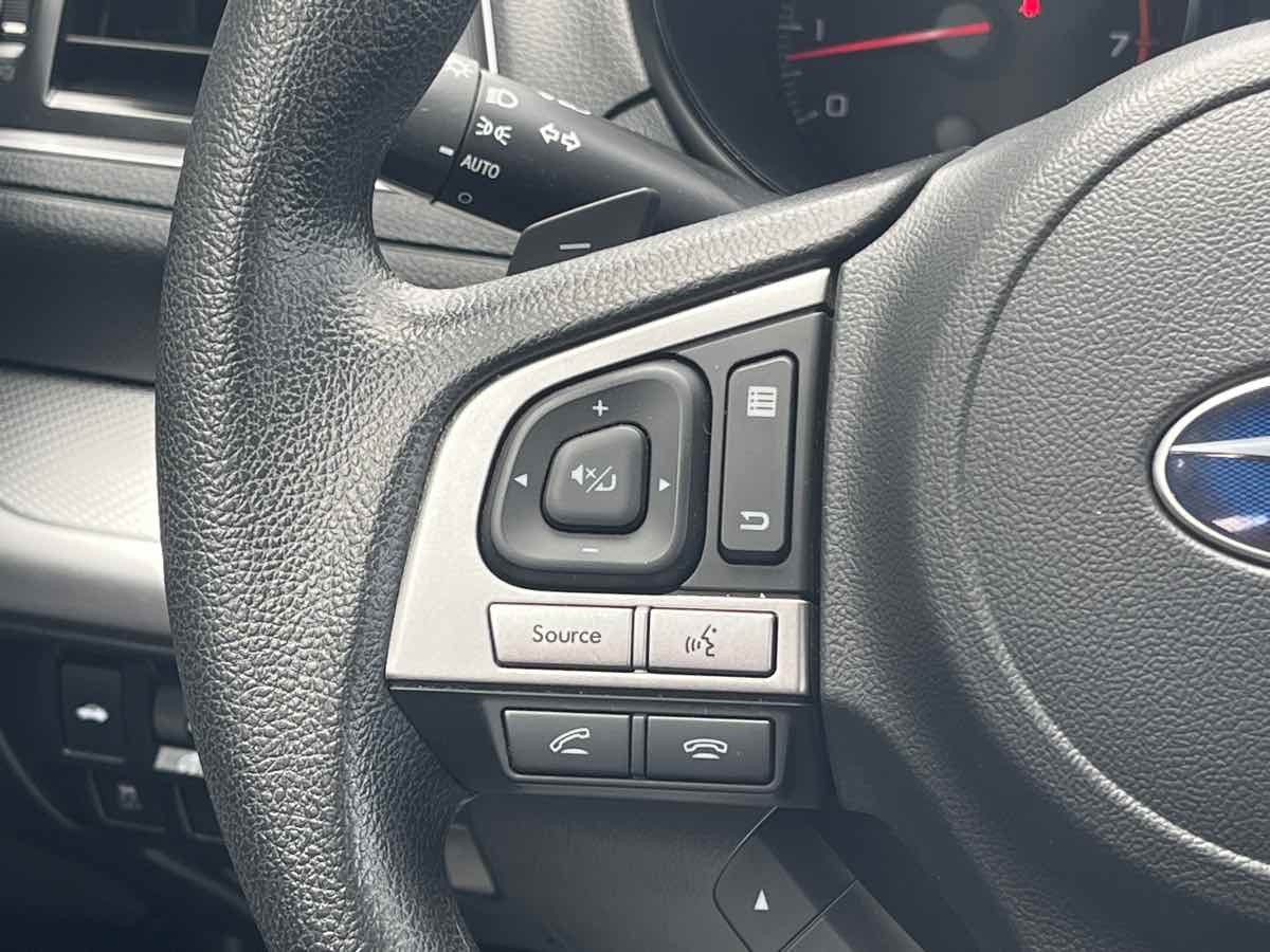 2016 Subaru Legacy 2.5i photo 19