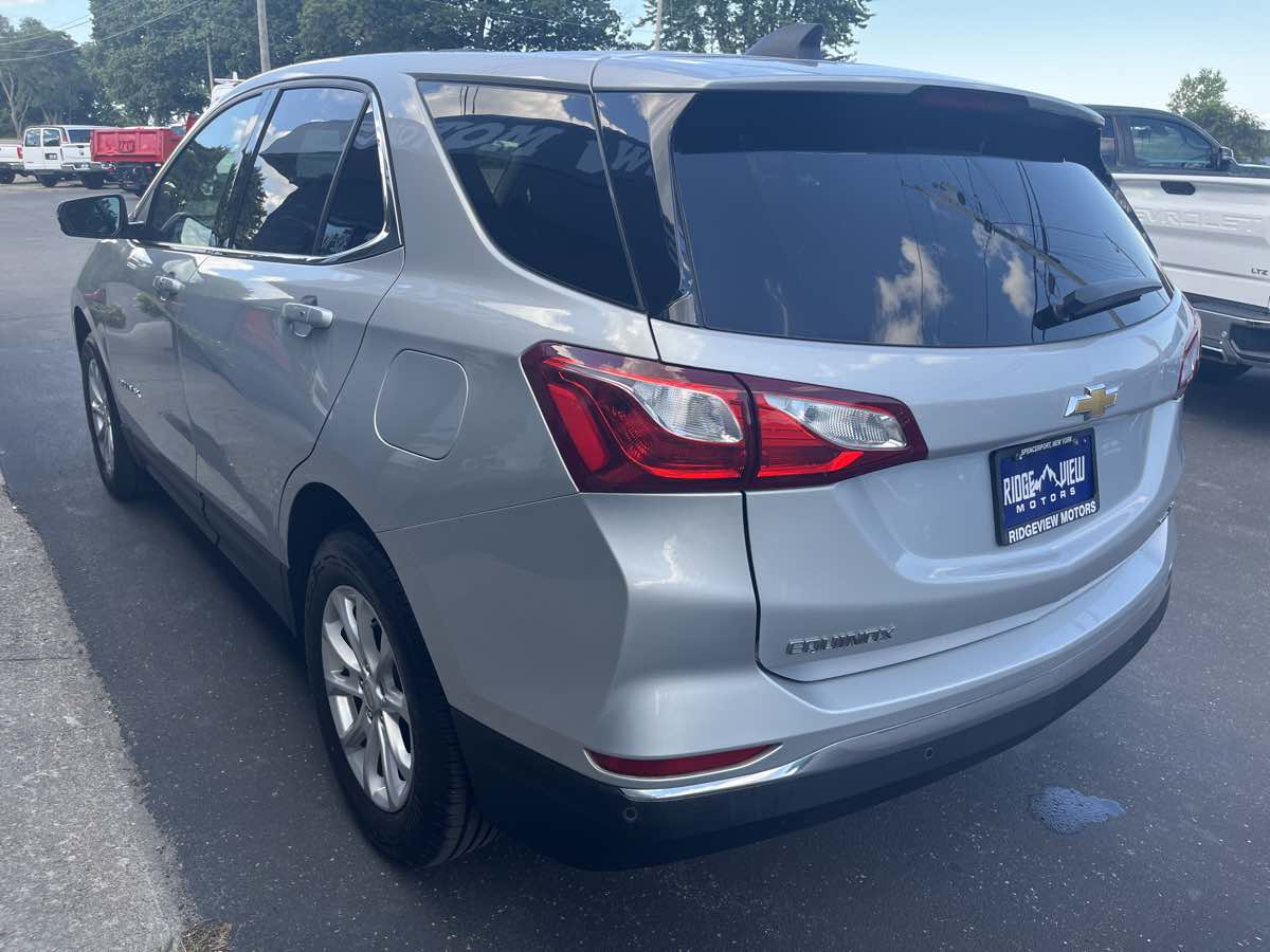 2019 Chevrolet Equinox LT photo 5