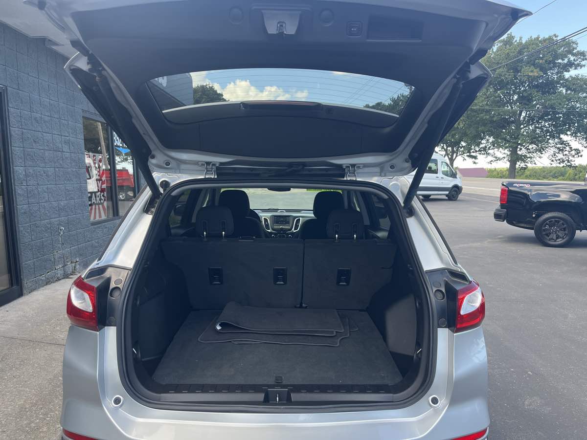 2019 Chevrolet Equinox LT photo 14