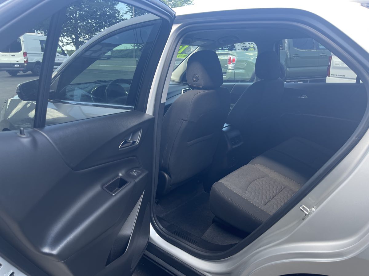 2019 Chevrolet Equinox LT photo 16