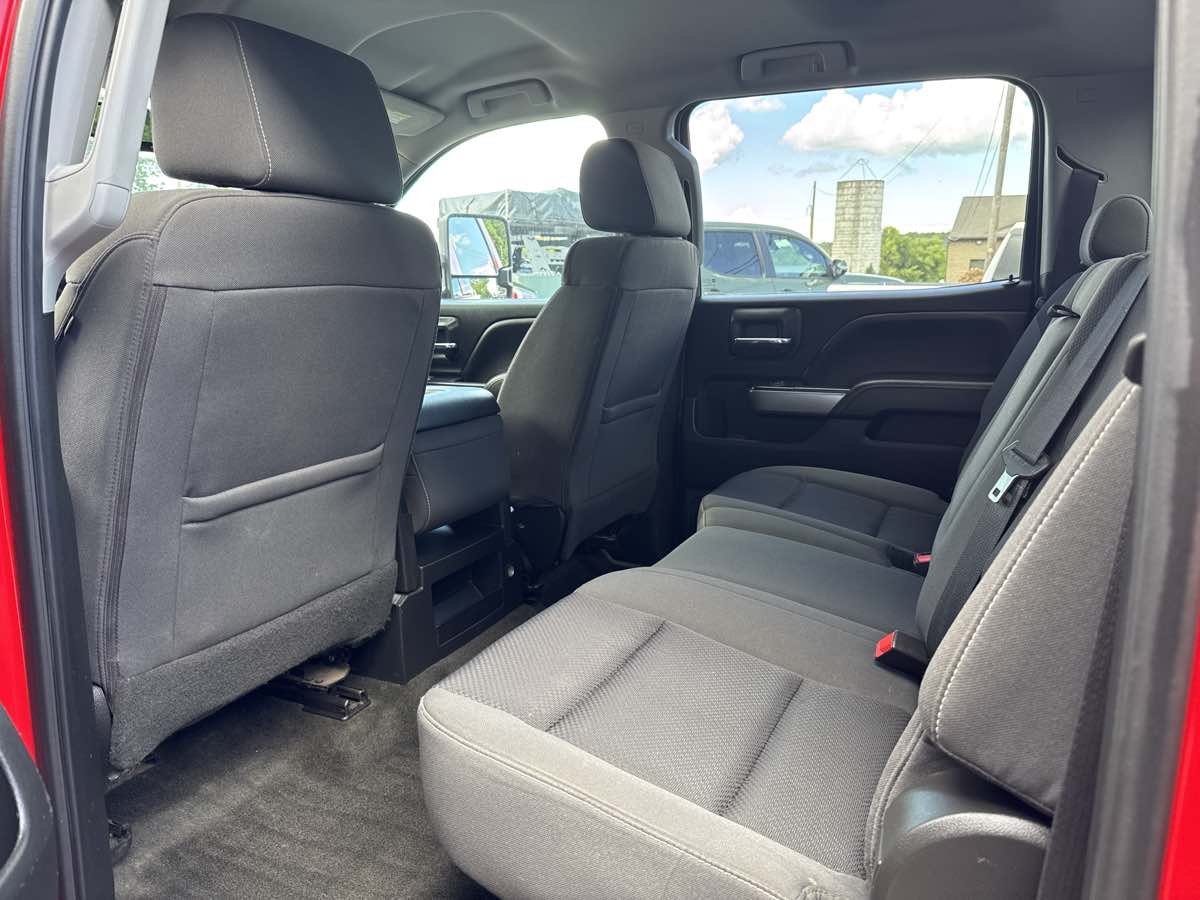 2018 Chevrolet Silverado 2500HD LT Z71 photo 9