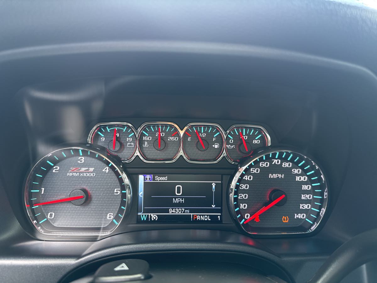 2018 Chevrolet Silverado 2500HD LT Z71 photo 12