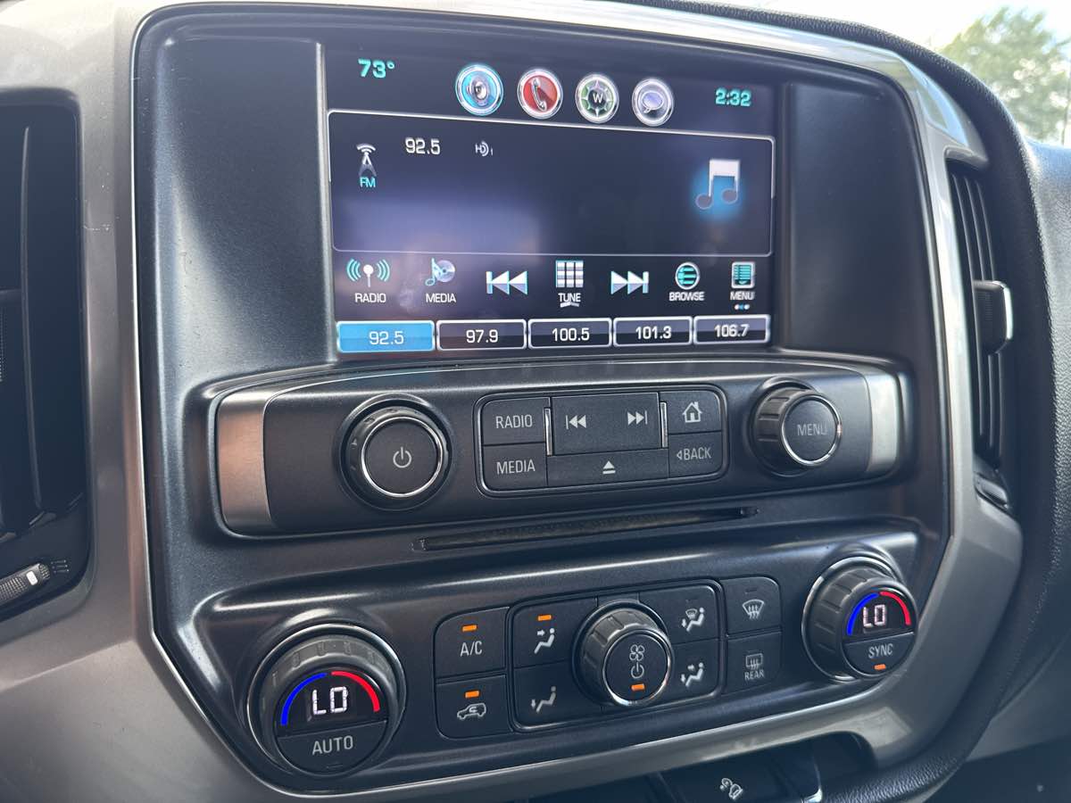 2018 Chevrolet Silverado 2500HD LT Z71 photo 13